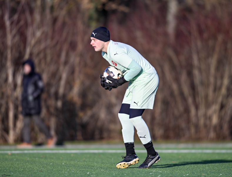 12_Yowegraphy_Jonas_Wenzel_251123_YZ98827