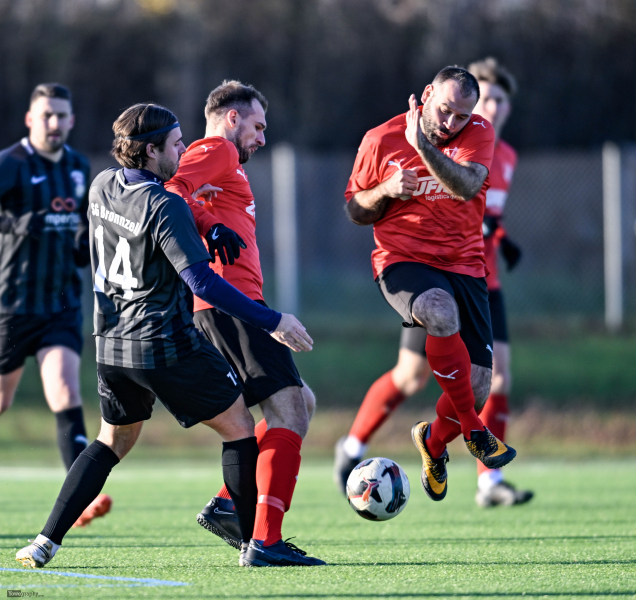 14_Yowegraphy_Jonas_Wenzel_251123_YZ98868