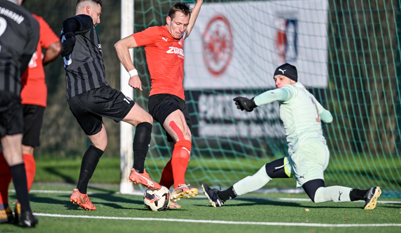 32_Yowegraphy_Jonas_Wenzel_251123_YZ99097