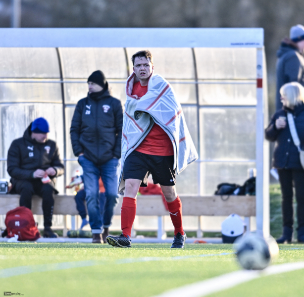 99_Yowegraphy_Jonas_Wenzel_251123_YZ90211