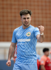 110_Yowegraphy_Jonas_Wenzel_260111_YZ97759