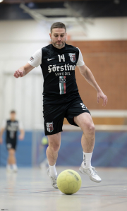 112_Yowegraphy_Jonas_Wenzel_260111_YZ97898