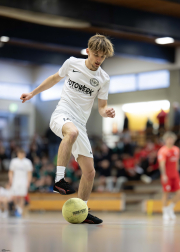 14_Yowegraphy_Jonas_Wenzel_260111_YZ95283