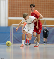 23_Yowegraphy_Jonas_Wenzel_260111_YZ95573