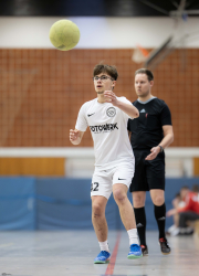 27_Yowegraphy_Jonas_Wenzel_260111_YZ95806