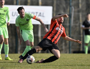 TSV Ufhausen - SG Haselbach: Pierre Mistretta gegen Michael Krist