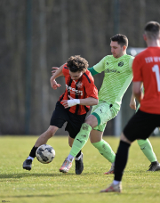 TSV Ufhausen - SG Haselbach: Maurice Zednik gegen Roman Lohfink