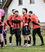 TSV Dalherda - SG Kerzell II Löschenrod II: Vadim Ficht mit Leon Klüh