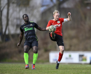 SV Großenlüder - TSV Künzell: Roger Mouangue Mouangue gegen Louis Winkow