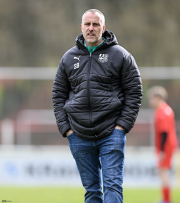 25_Yowegraphy_Jonas_Wenzel_260329_YZ94294