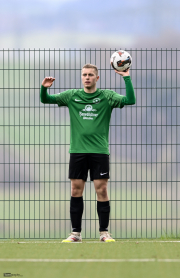 103_Yowegraphy_Jonas_Wenzel_260329_YZ92837