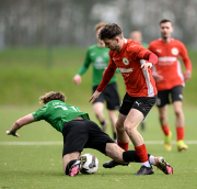 93_Yowegraphy_Jonas_Wenzel_260329_YZ92711