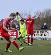 Pokal SG Rückers - SV Flieden: Leon Lauer dahinter Jonas Boes