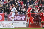 SG Barockstadt Fulda Lehnerz - Kickers Offenbach: Milian Habermehl gegen Jona Borsum