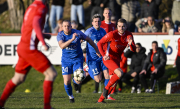 SV Hofbieber - FC Eichenzell: Sardi Bardhushi gegen Moritz Günther