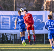 SV Hofbieber - FC Eichenzell: Mario Brähler gegen Jonas Nitz