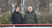 SV Hofbieber - FC Eichenzell: Johannes Götze mit Ralph Kraus