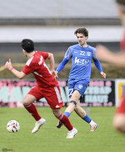 38_Yowegraphy_Jonas_Wenzel_260412_YZ97823