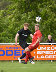 TSV Künzell II - FSV Steinau Steinhaus: Simon Köhler  gegen Michel Emde