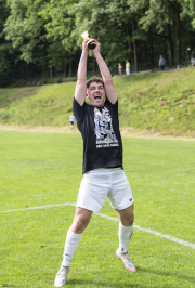85_Yowegraphy_Jonas_Wenzel_260531_YZ93101