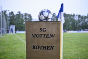 12_Yowegraphy_Jonas_Wenzel_260604_YZ94103
