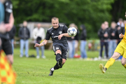 35_Yowegraphy_Jonas_Wenzel_260604_YZ95074