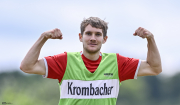 110_Yowegraphy_Jonas_Wenzel_260705_YZ90286
