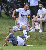 42_Yowegraphy_Jonas_Wenzel_260809_YZ99899