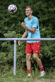 130_Yowegraphy_Jonas_Wenzel_260822_YZ91178