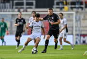 79_Yowegraphy_Jonas_Wenzel_260828_YZ95792