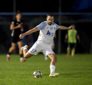 22_Yowegraphy_Jonas_Wenzel_260930_YZ90521