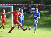 FSV Steinau Steinhaus - SV Hofbieber II:  Philipp Reinhard mit Tim Hillenbrand