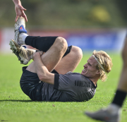 99_Yowegraphy_Jonas_Wenzel_261010_YZ91906