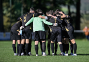 14_Yowegraphy_Jonas_Wenzel_261011_YZ90487