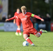 51_Yowegraphy_Jonas_Wenzel_261011_YZ91318