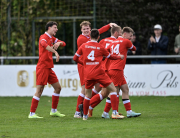 64_Yowegraphy_Jonas_Wenzel_261011_YZ91706