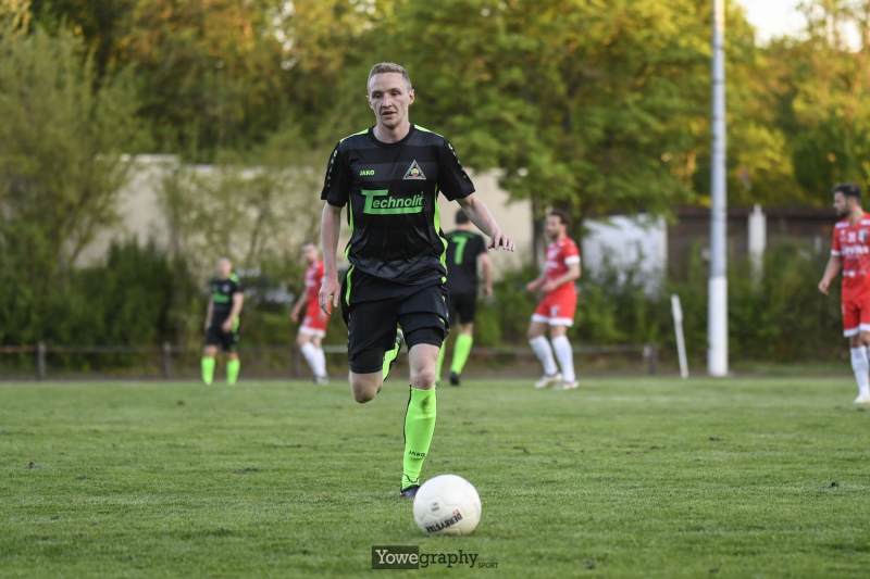 28_Yowe_Jonas_Wenzel__YOW0286